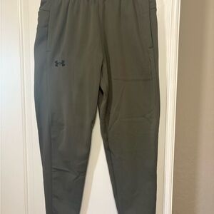 Under Armour Men's Olive Jogger Pants - Dark Olive Green